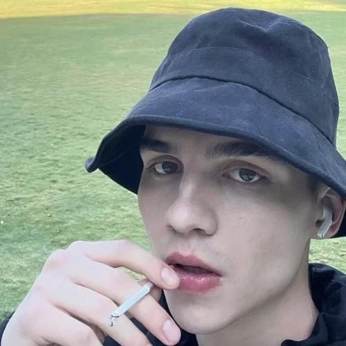 6686体育app钻石作者Bonita