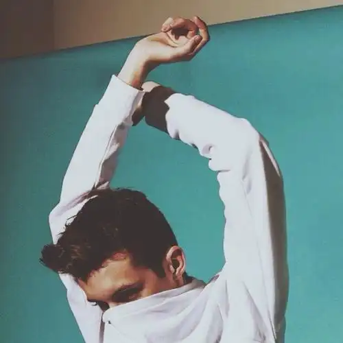 6686体育app金牌作者Niamh