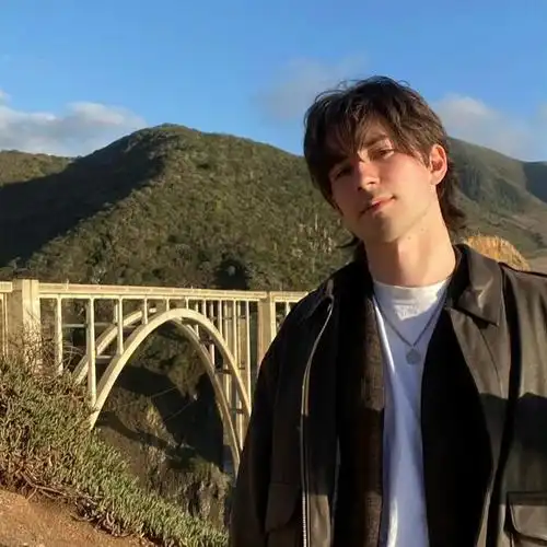 6686体育app中级作者Ambrose