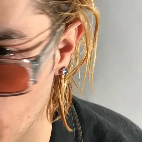 6686体育app特邀作者Violetta